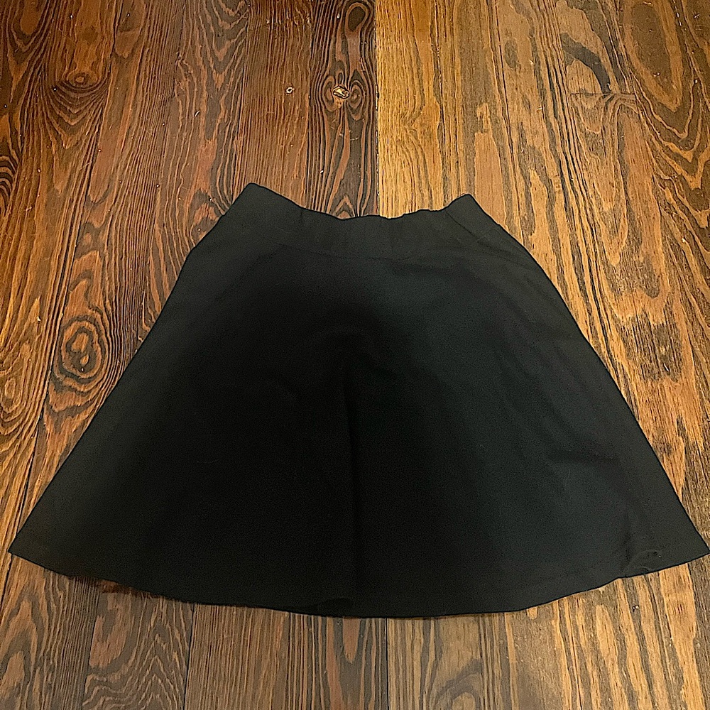 dani’s choice black mini skirt